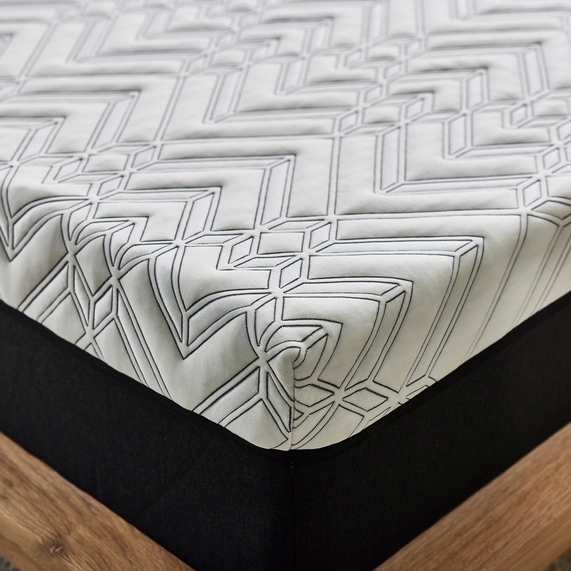 Advanced Back Support Plus 12" Responsive Foam Mattress - Thumbnail 4